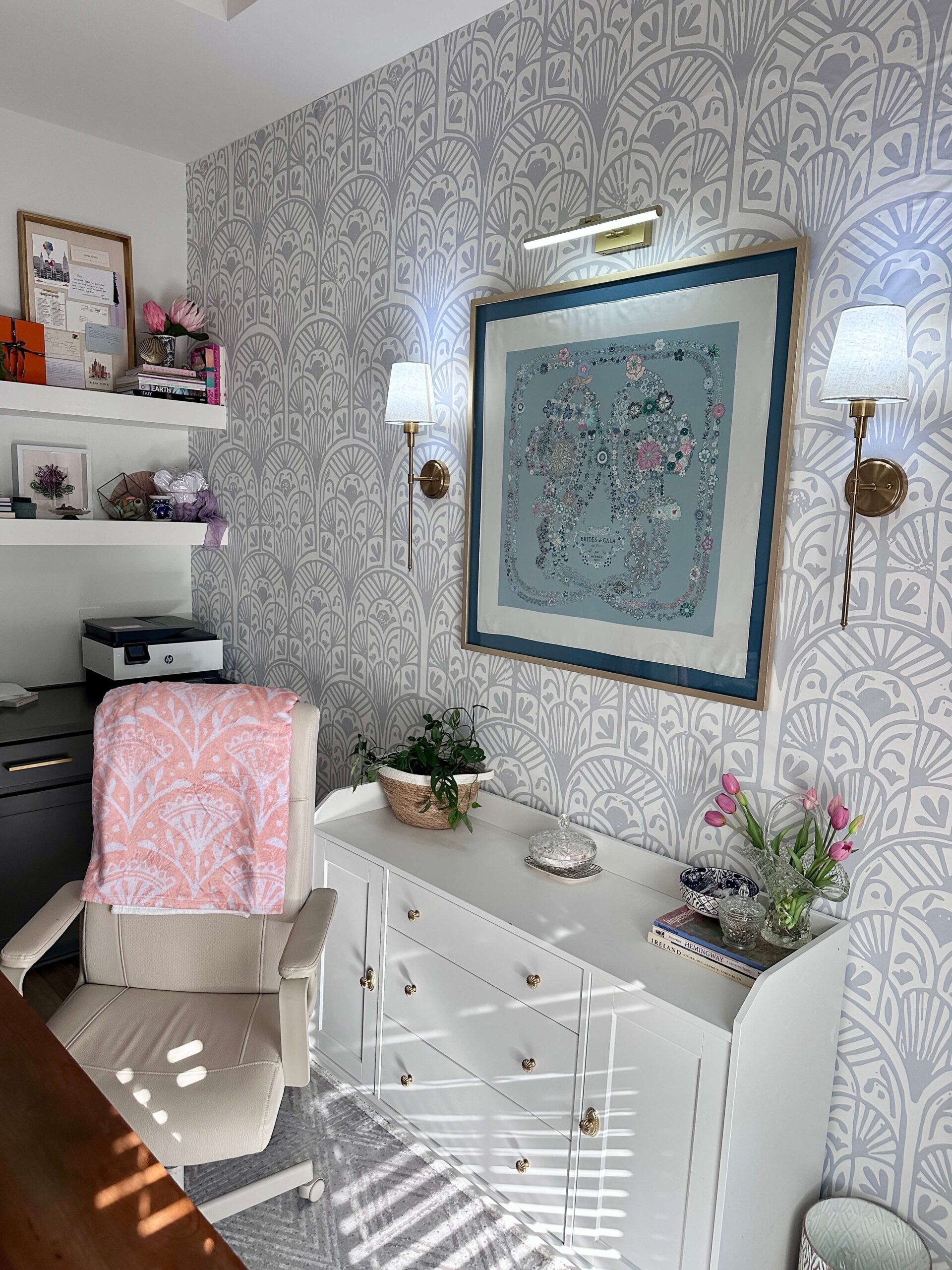 Creating custom branded wallpaper for your office